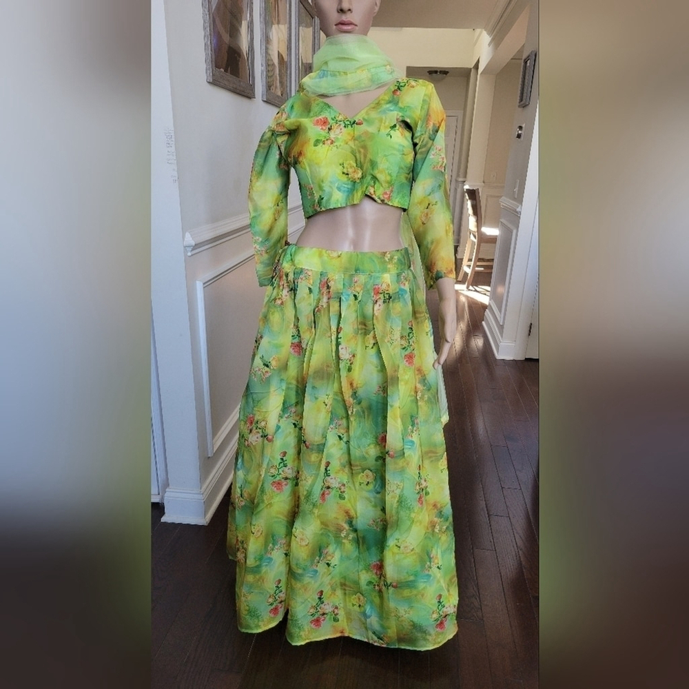 Beautiful Silk Floral Green Lehenga Choli - Picture 3 of 10